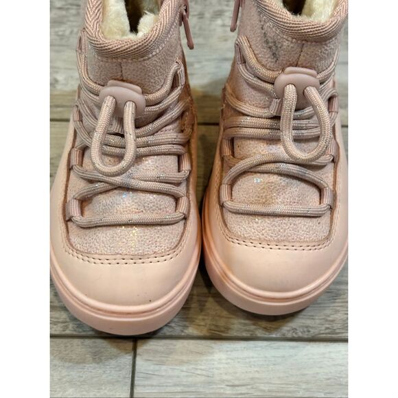 Cat & Jack toddler girls pink winter snow boots size 6 - Picture 3 of 10